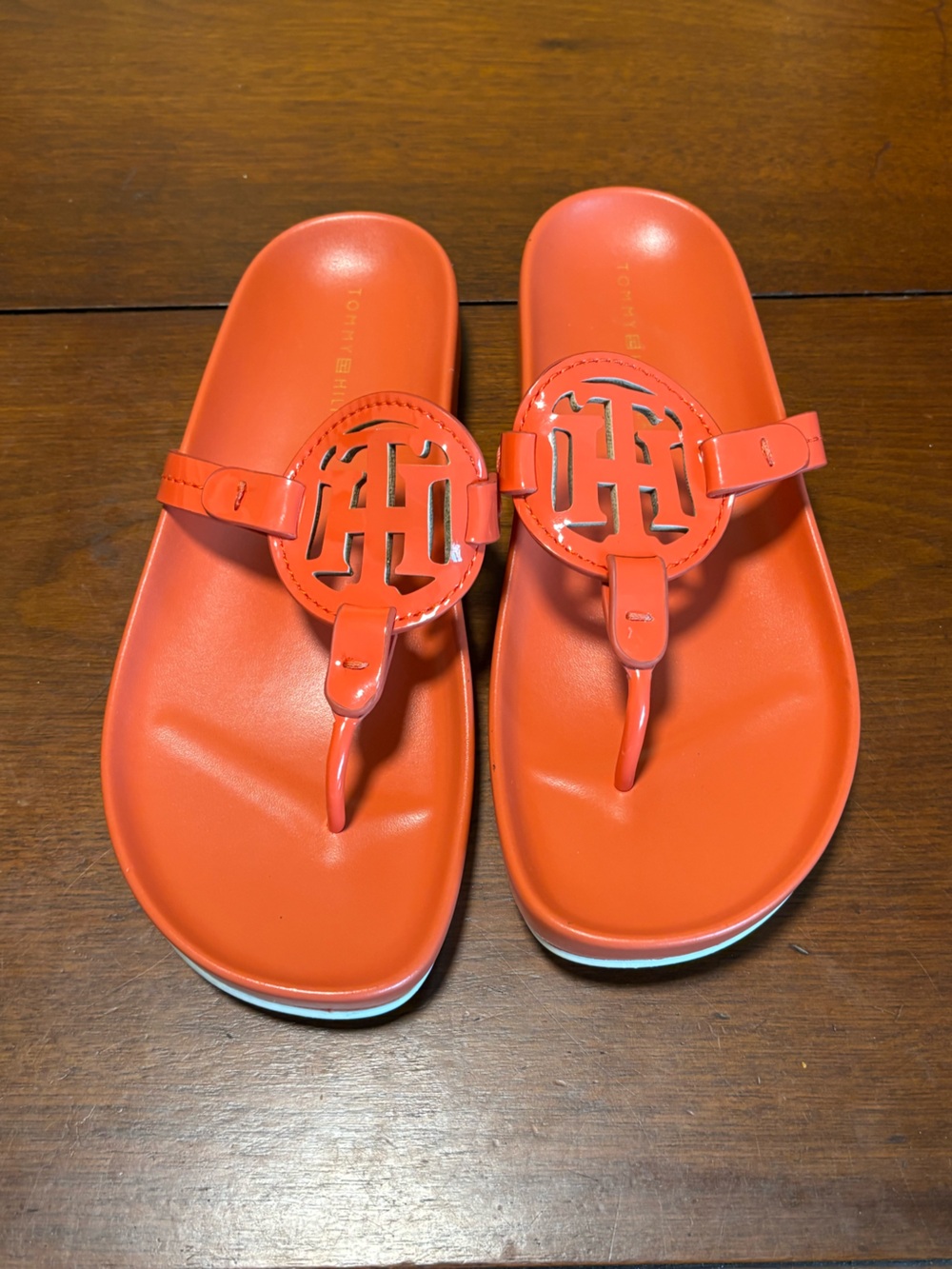 Tommy Hilfiger Women’s Orange Logo Thong Slip On Flat Sandals Size 7.5